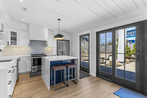 10 Knollwood Drive Falmouth MA 02536