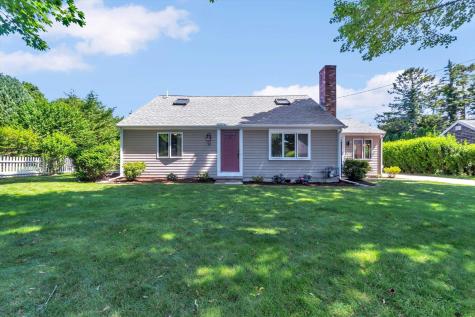 18 Clearview Avenue Falmouth MA 02540