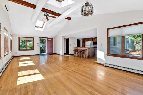 18 Clearview Avenue Falmouth MA 02540