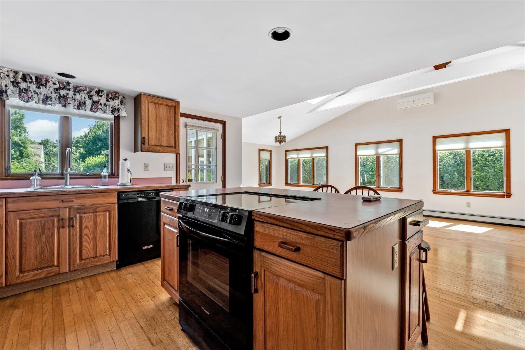 18 Clearview Avenue Falmouth MA 02540