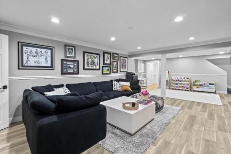 102 Cairn Ridge Road Falmouth MA 02536