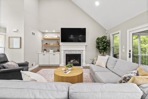 102 Cairn Ridge Road Falmouth MA 02536