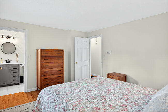 20 Mutiny Way Mashpee MA 02649
