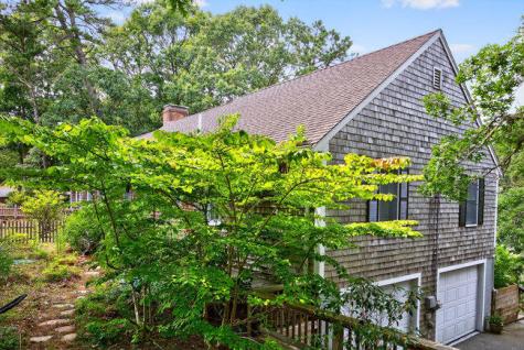 20 Mutiny Way Mashpee MA 02649