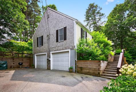 20 Mutiny Way Mashpee MA 02649