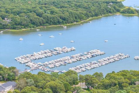 20 Mutiny Way Mashpee MA 02649