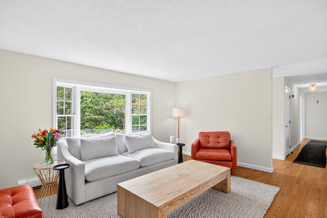 20 Mutiny Way Mashpee MA 02649