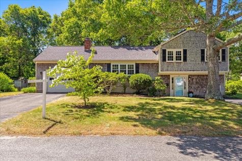 27 Steven Drive Yarmouth MA 02673