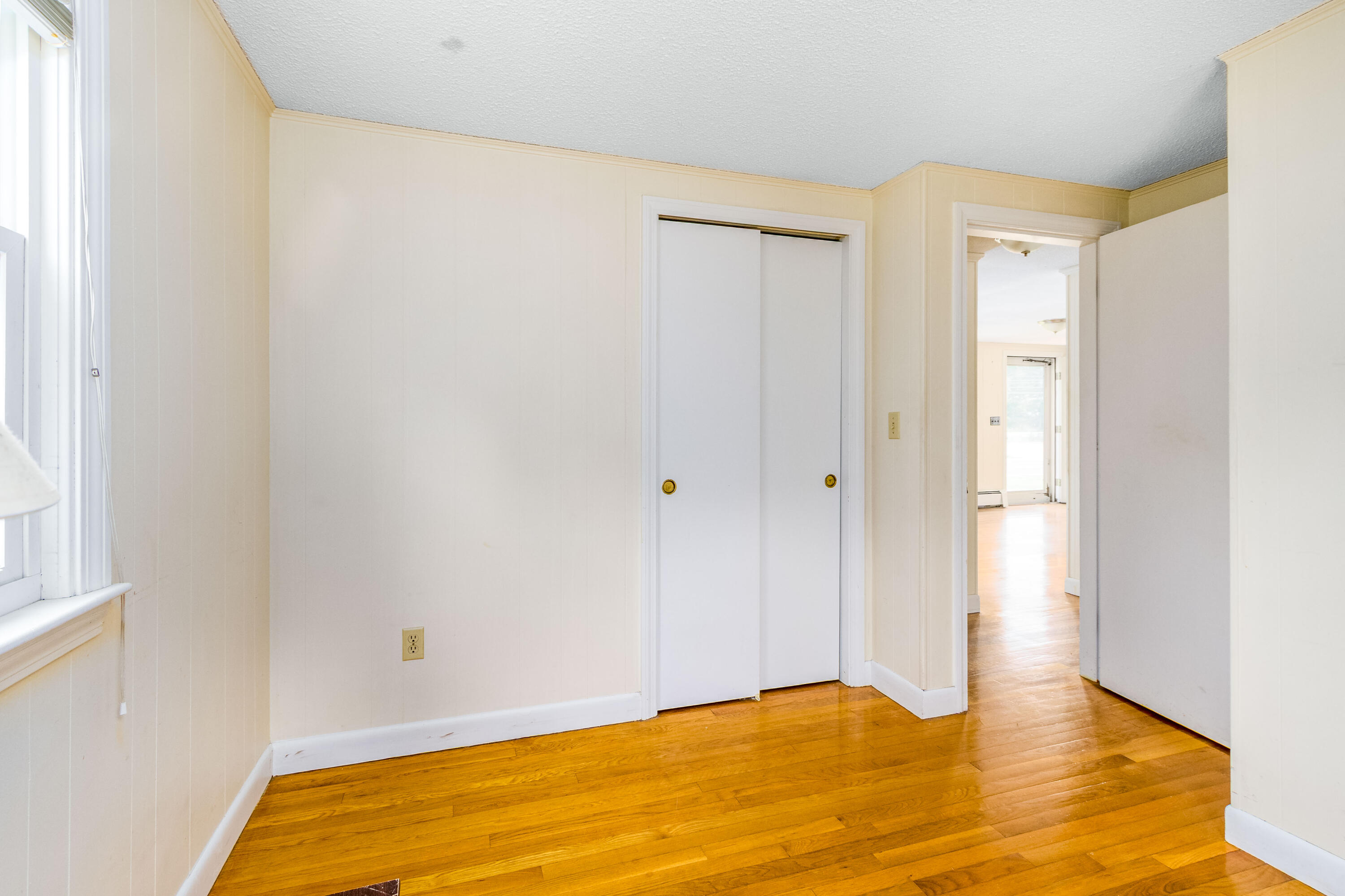 178 Sandwich Road MA 02536