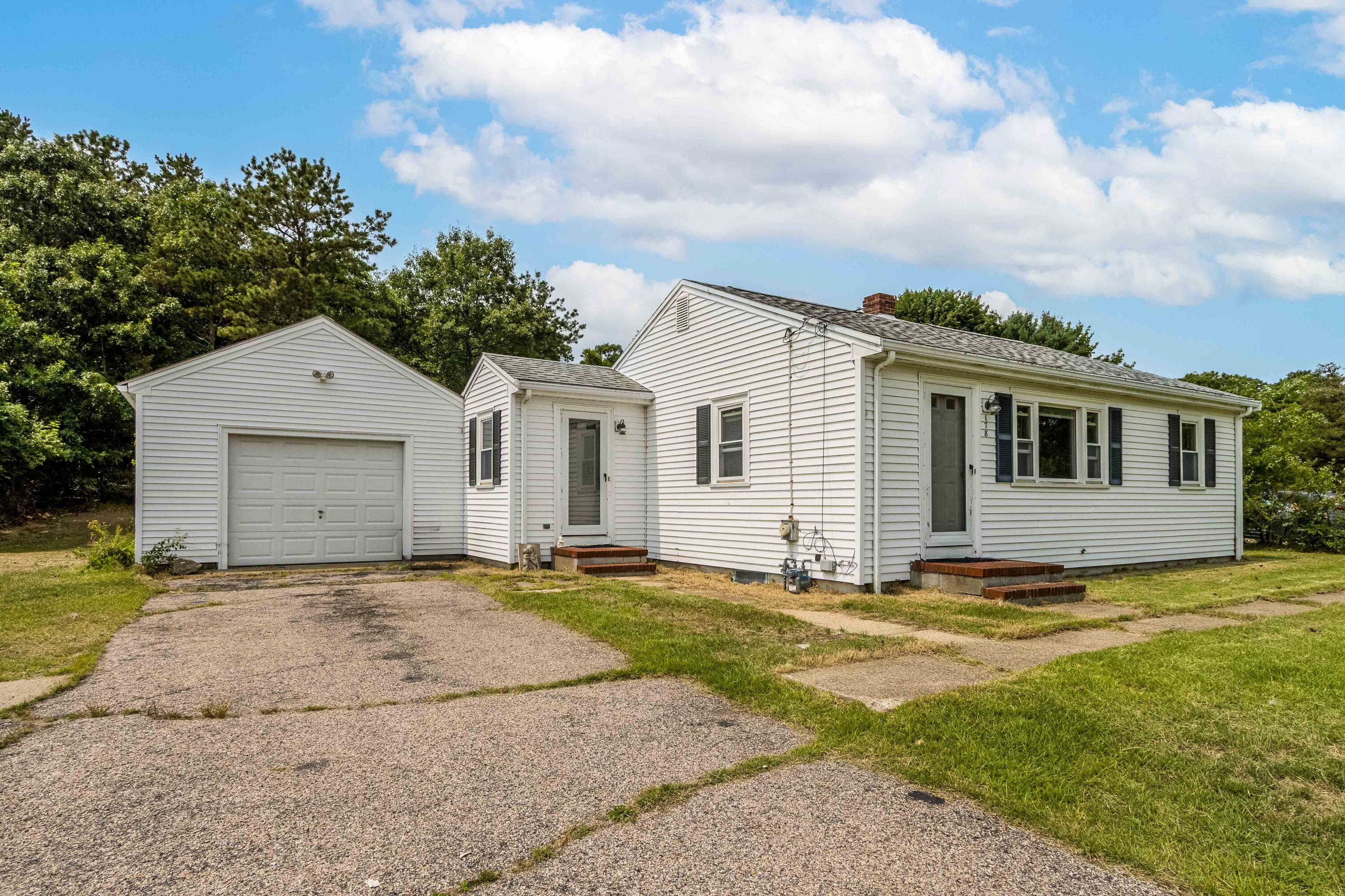 178 Sandwich Road MA 02536