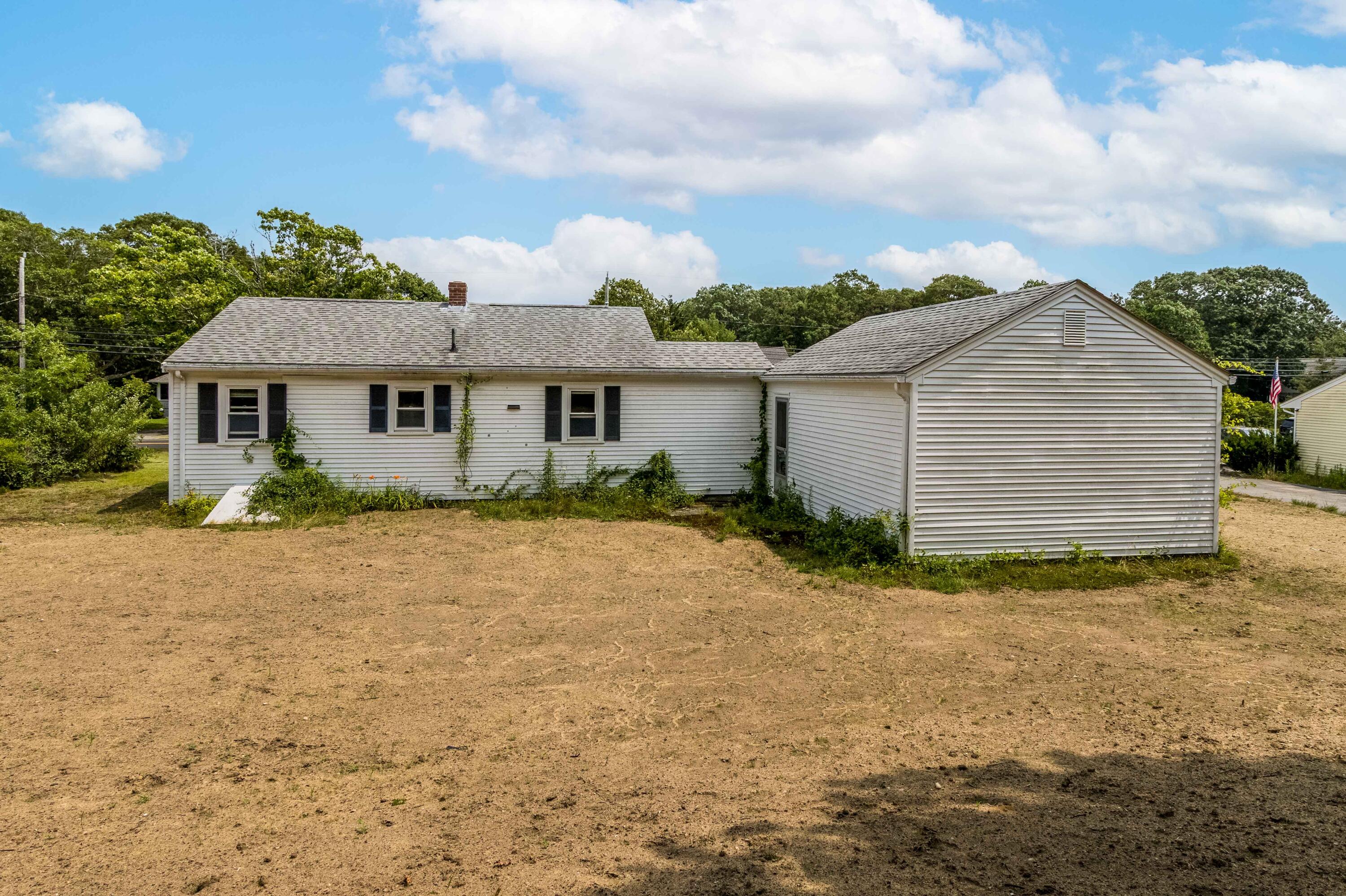 178 Sandwich Road MA 02536