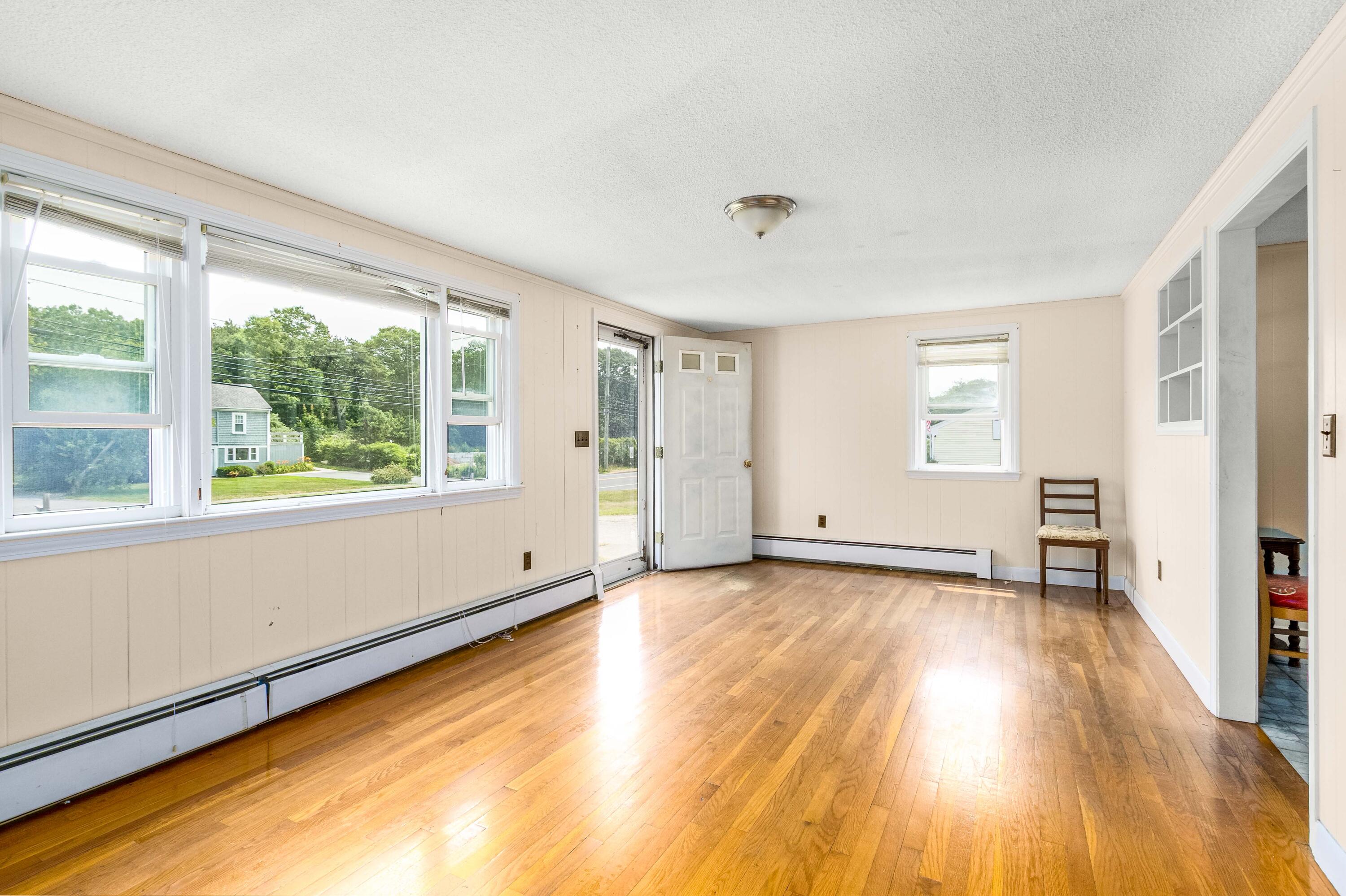 178 Sandwich Road MA 02536