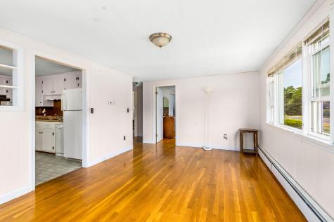 178 Sandwich Road MA 02536
