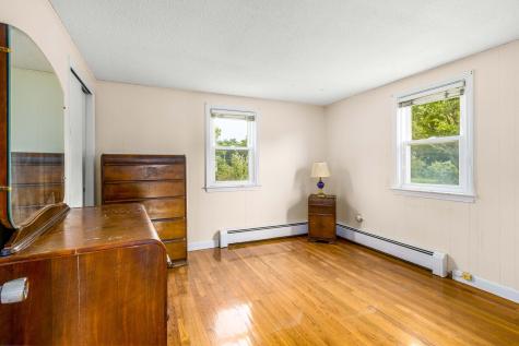 178 Sandwich Road MA 02536