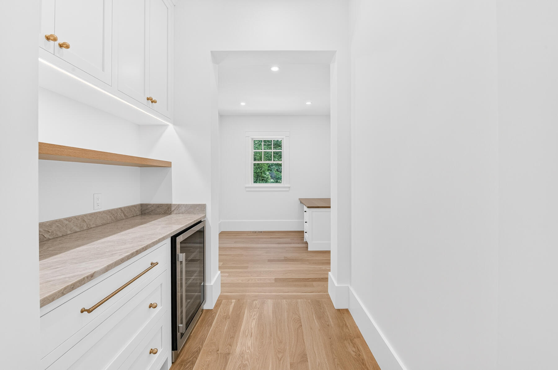1 Mcsweeney Lane Falmouth MA 02540