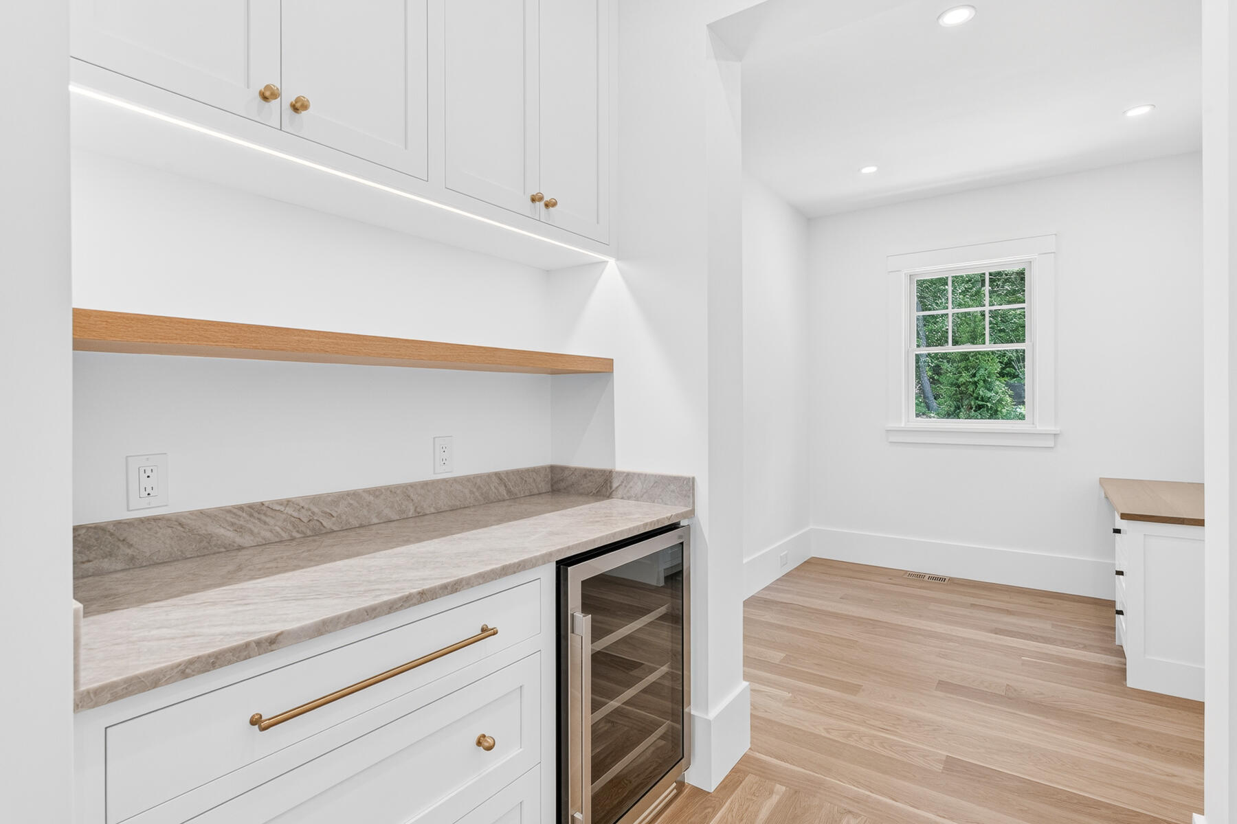 1 Mcsweeney Lane Falmouth MA 02540