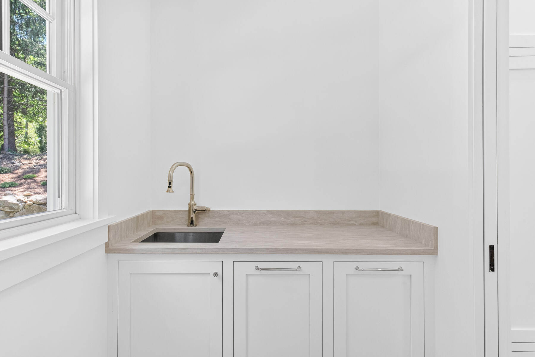 1 Mcsweeney Lane Falmouth MA 02540