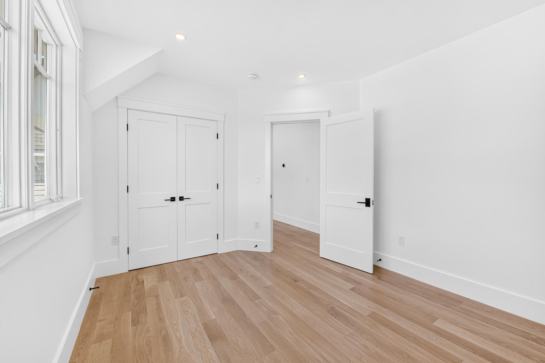 1 Mcsweeney Lane Falmouth MA 02540