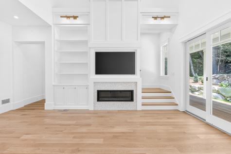 1 Mcsweeney Lane Falmouth MA 02540