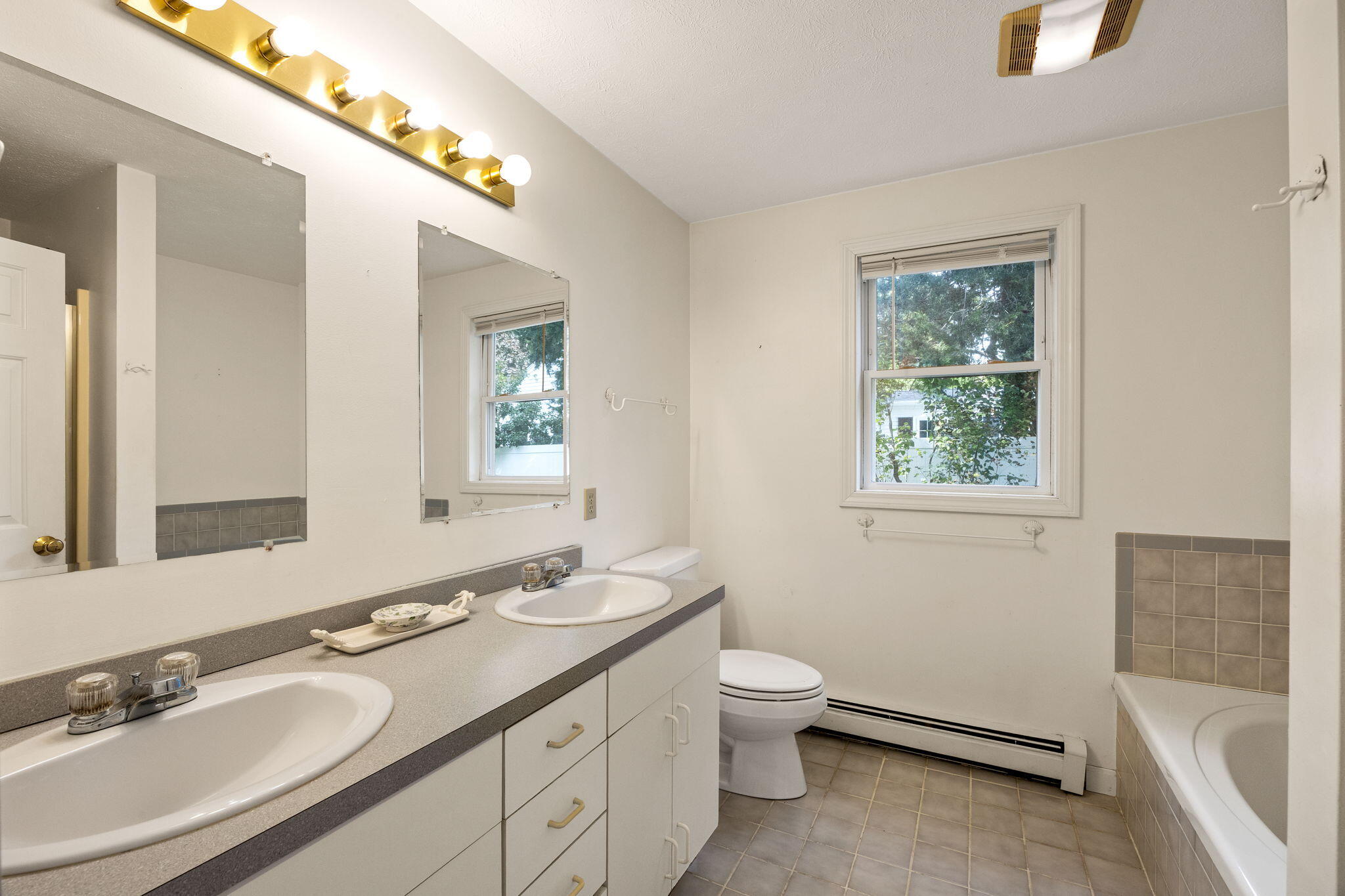 54 Lucerne Avenue Falmouth MA 02540