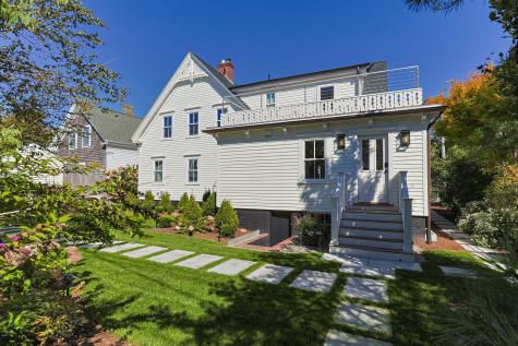 6 Washington Avenue Provincetown MA 02657