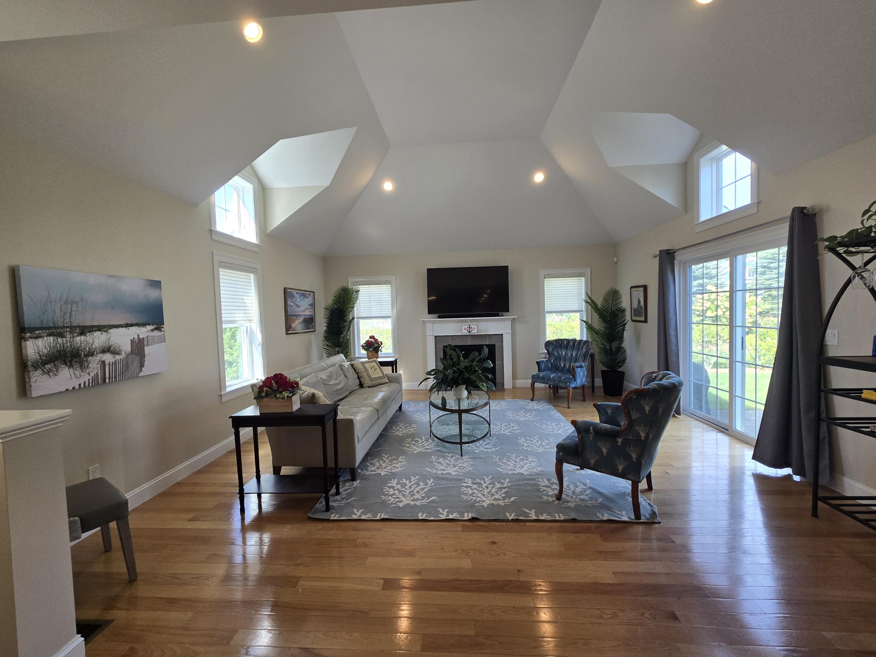 5 Saltwater Circle Mashpee MA 02649