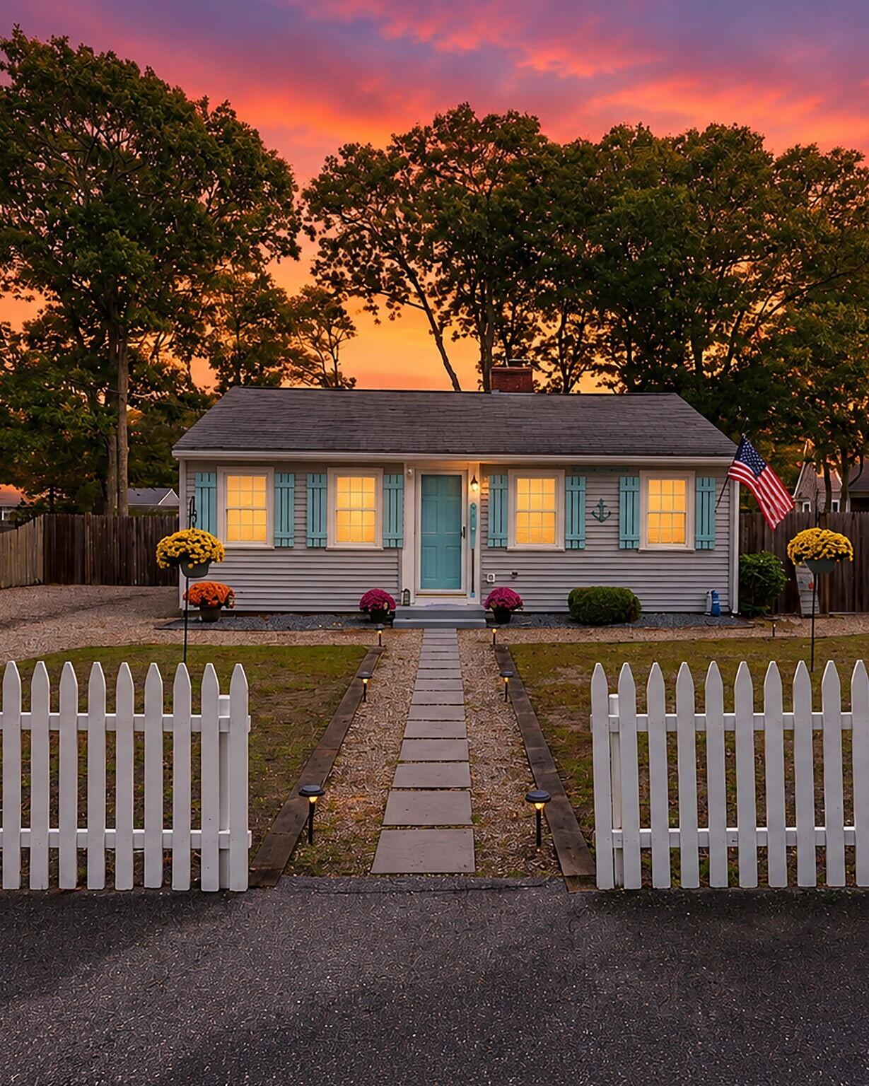 16 Thatcher Road West Yarmouth MA 02673