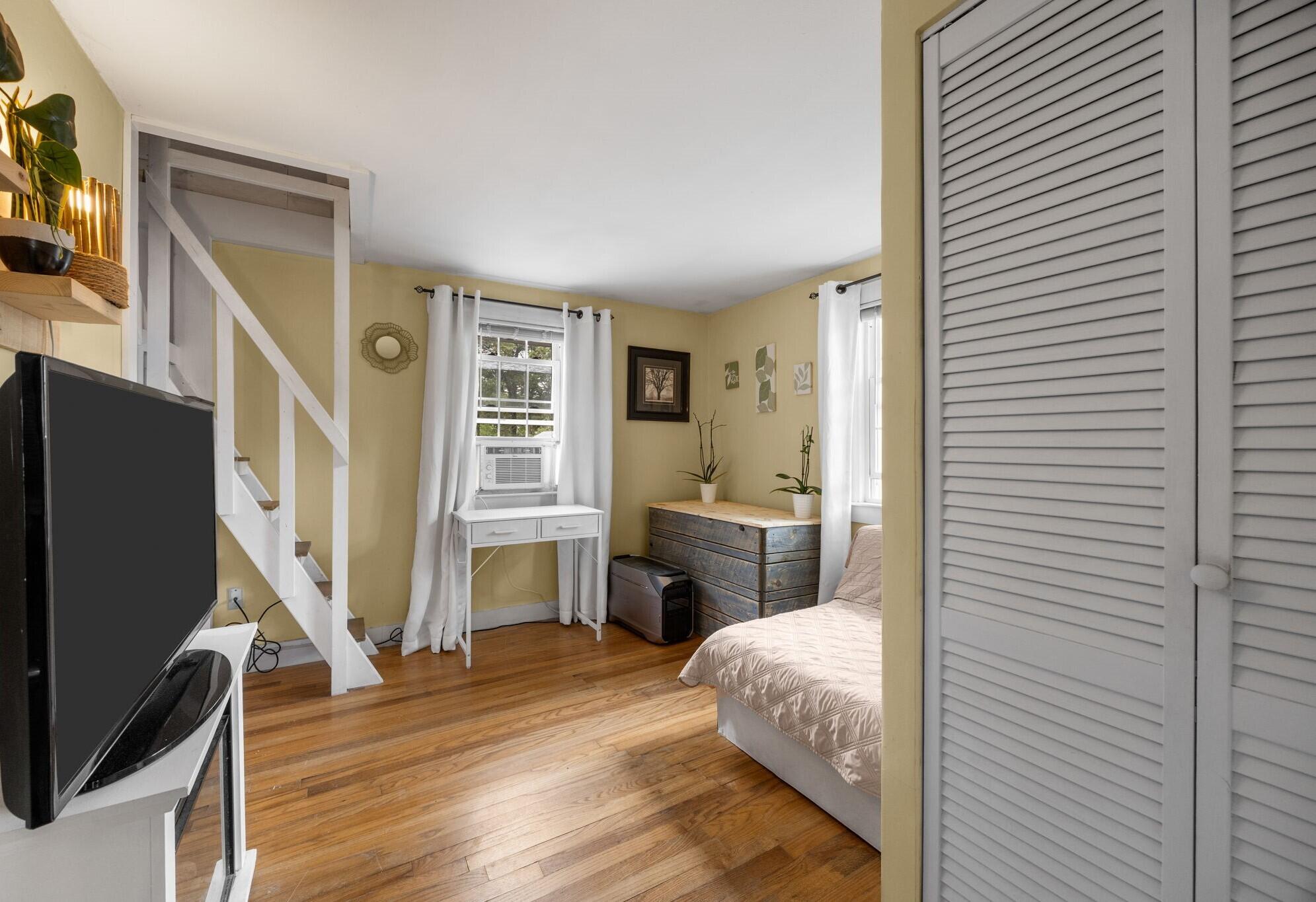 16 Thatcher Road West Yarmouth MA 02673
