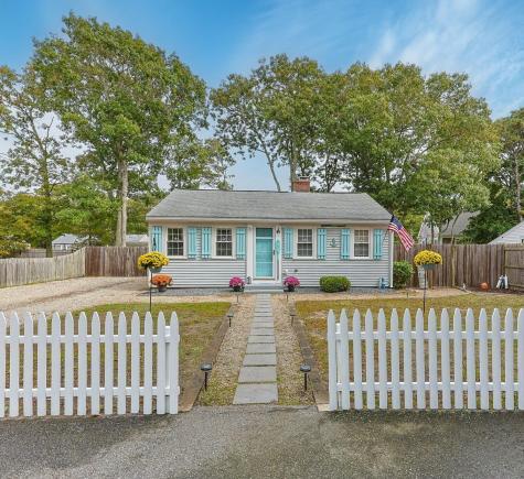 16 Thatcher Road West Yarmouth MA 02673