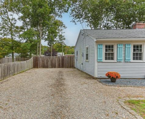 16 Thatcher Road West Yarmouth MA 02673
