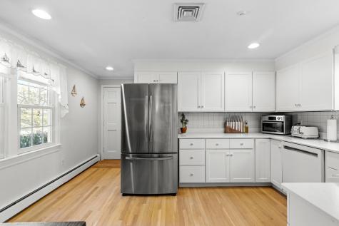 1415 Old Post Road Barnstable MA 02648