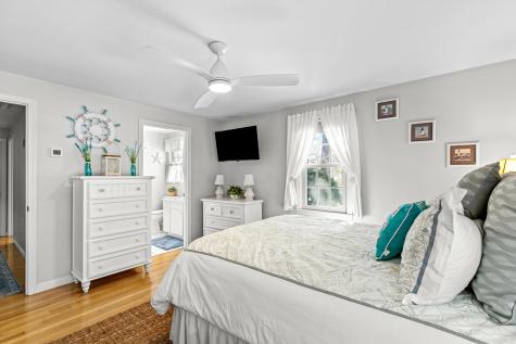 1415 Old Post Road Barnstable MA 02648