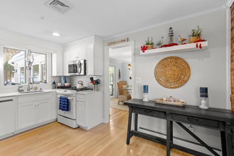 1415 Old Post Road Barnstable MA 02648