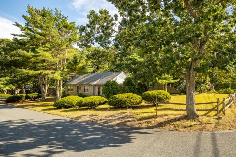 61 Trotters Lane Dennis MA 02670