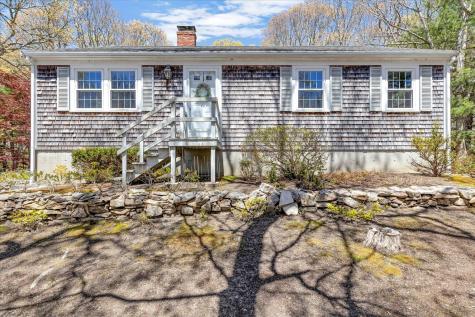 16 Cedar Lane Brewster MA 02631