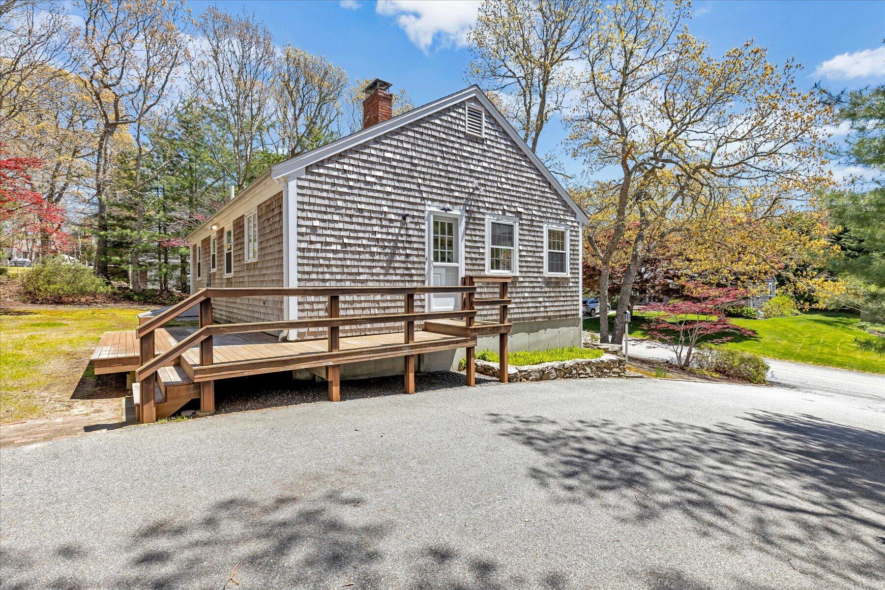 16 Cedar Lane Brewster MA 02631