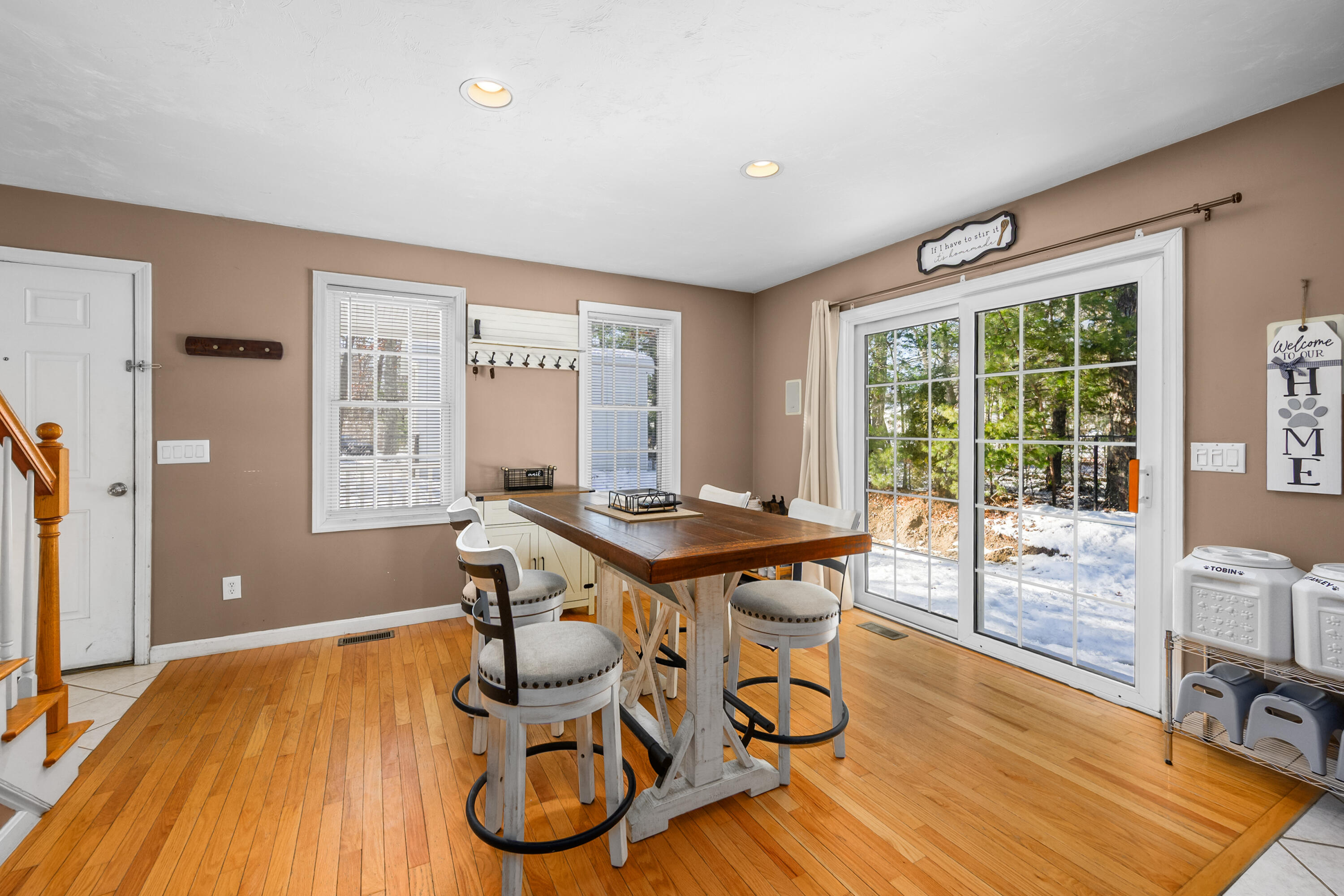 173 Main Street Mashpee MA 02649