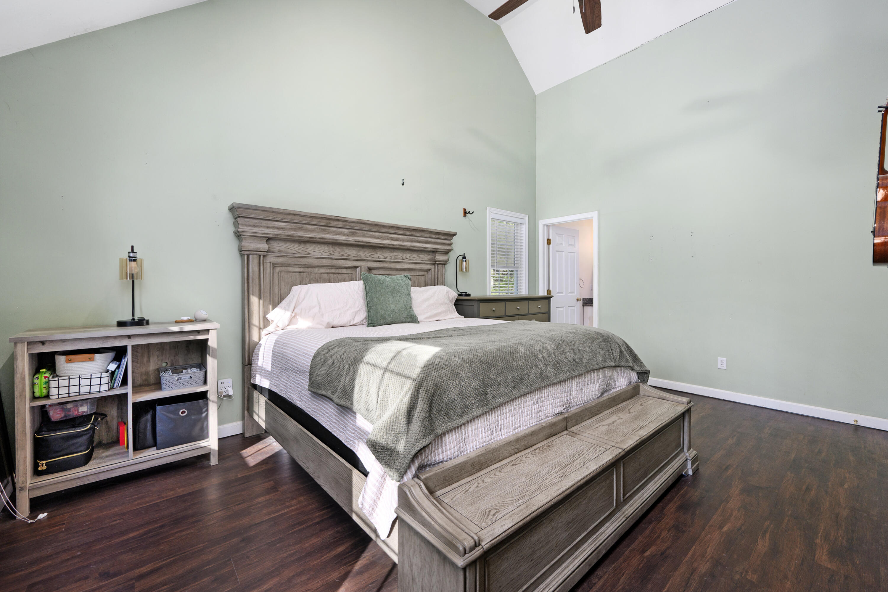 173 Main Street Mashpee MA 02649