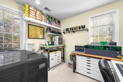 173 Main Street Mashpee MA 02649