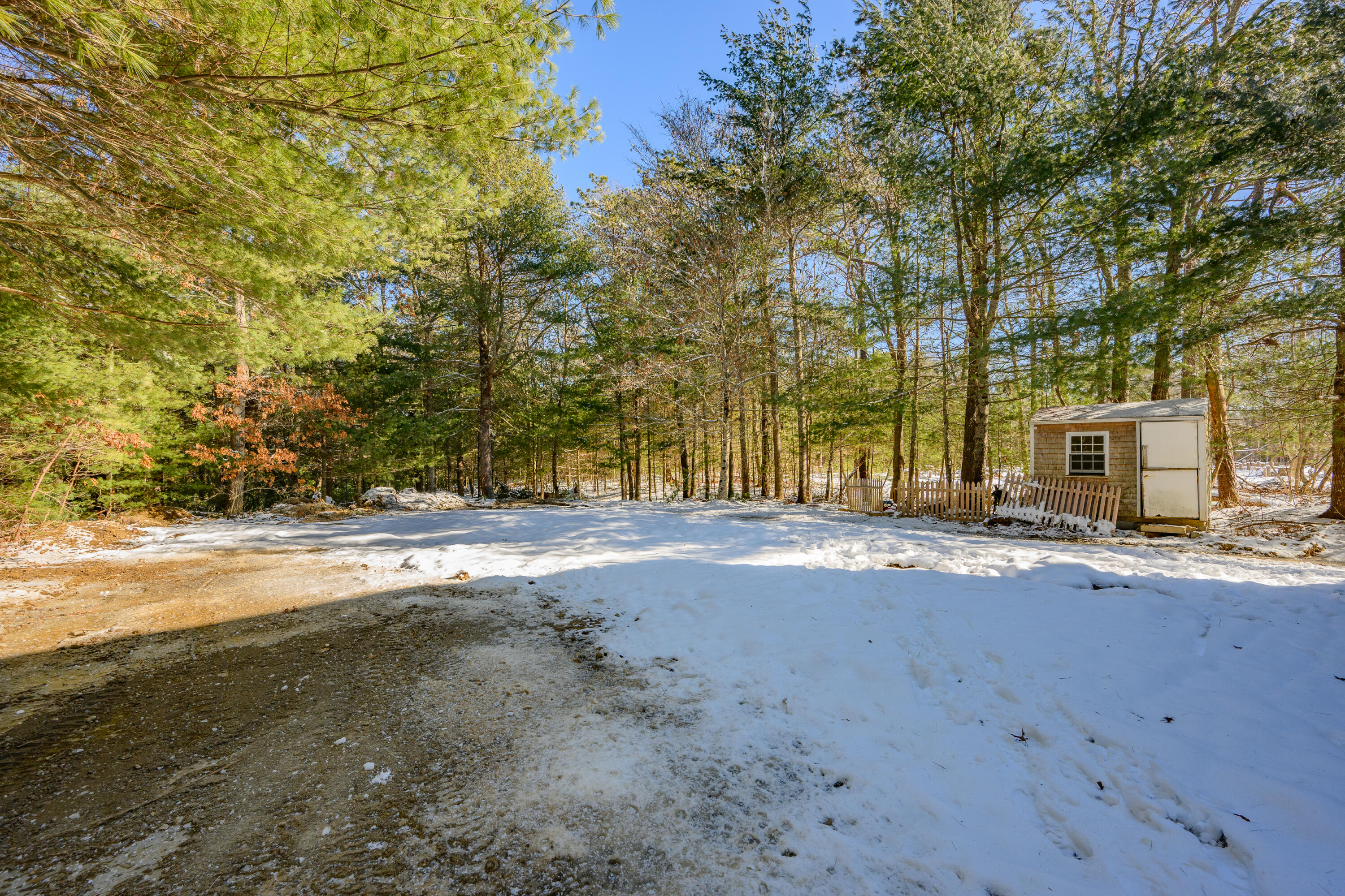 173 Main Street Mashpee MA 02649