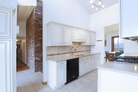 60 Redwood Circle Mashpee MA 02649