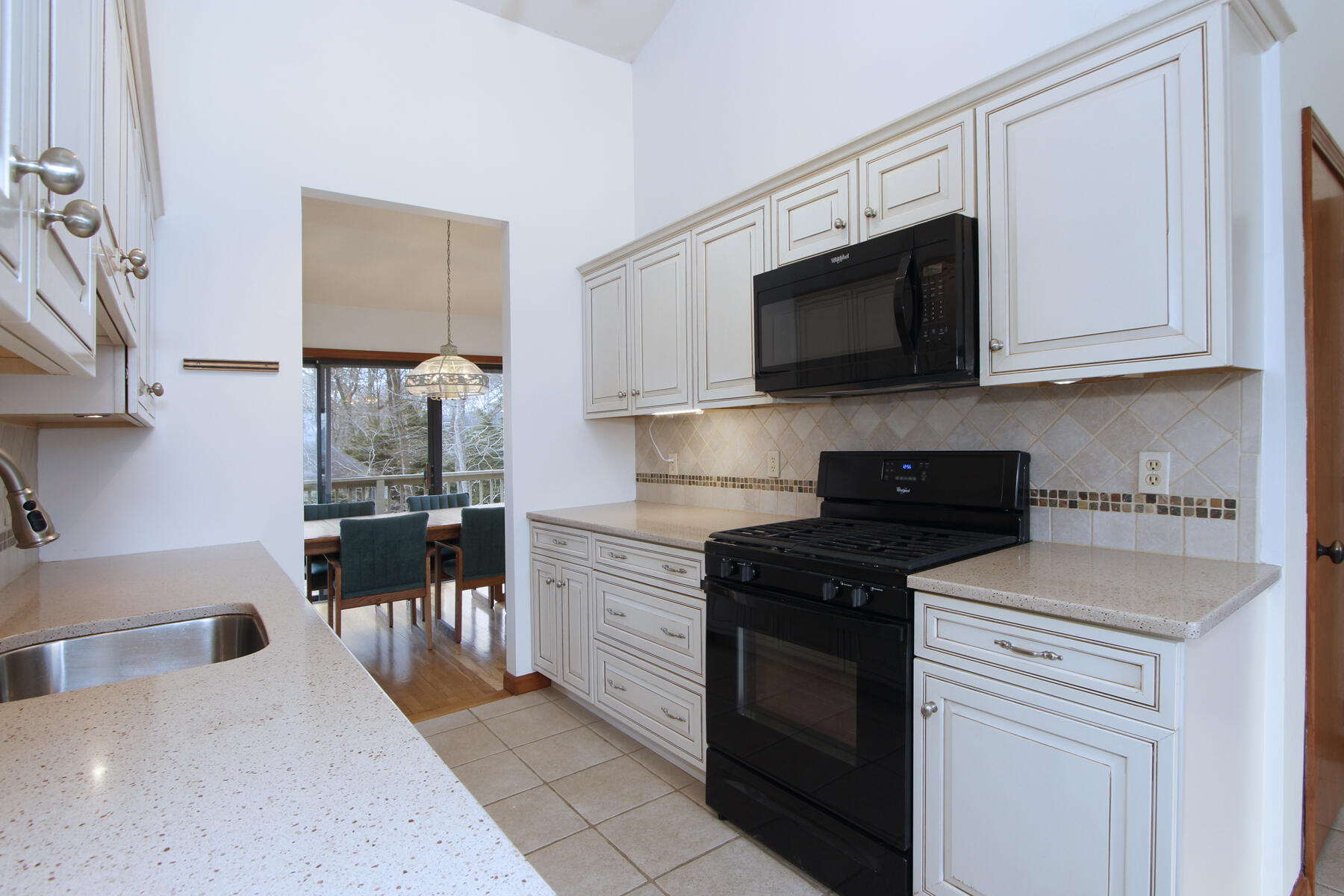 60 Redwood Circle Mashpee MA 02649