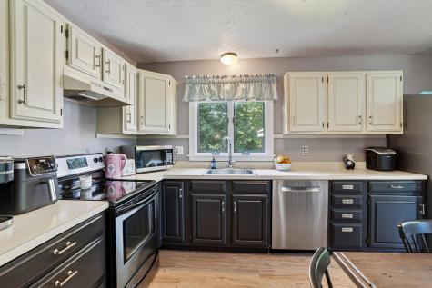 66 Hudson Avenue Oak Bluffs MA 02557