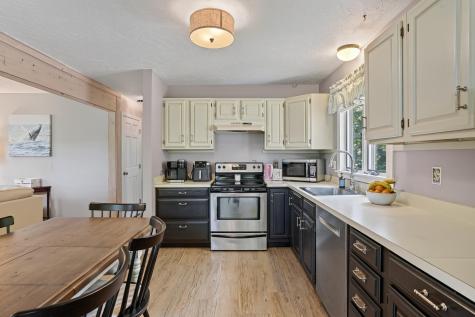 66 Hudson Avenue Oak Bluffs MA 02557