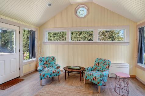 66 Hudson Avenue Oak Bluffs MA 02557