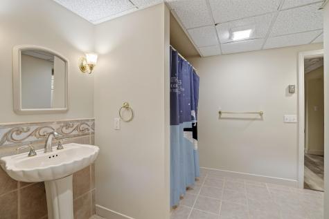 66 Hudson Avenue Oak Bluffs MA 02557