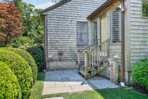 66 Hudson Avenue Oak Bluffs MA 02557