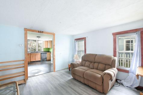 8 Weston Avenue Wareham MA 02571