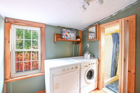 8 Weston Avenue Wareham MA 02571