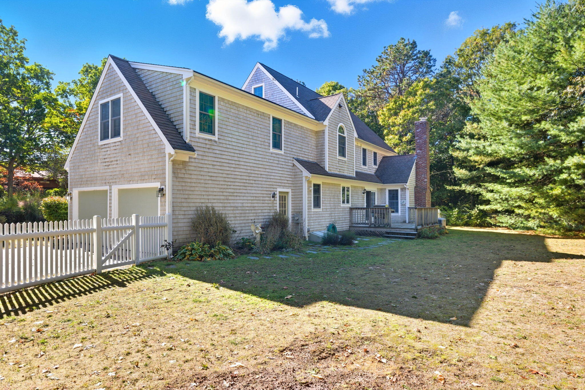 16 Cedar Street Mashpee MA 02649